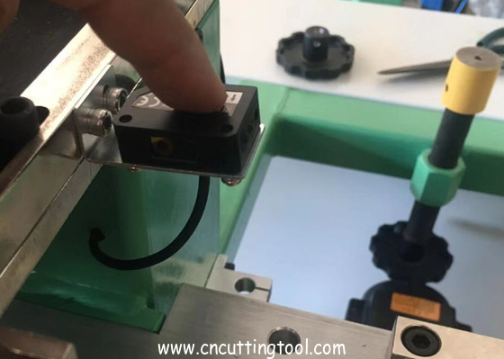 Motor drive auto positioning diamond saw blade segment brazing machine