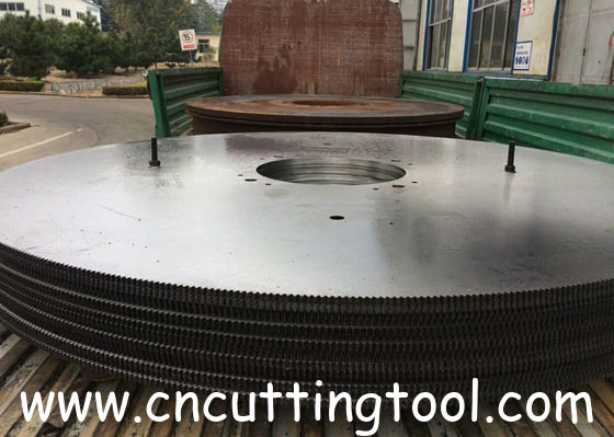 Perfectly balanced levelled and tensioned structural steel hot cut circular saw blade