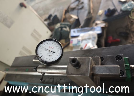 Hydraulic configuration diamond saw blade tension machine for inspection