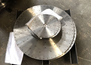 Environmental silent sandwich circular saw blank and steel core