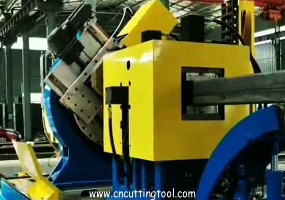 Two saw blade fully automatic cold cut flying saw machine for 165mm tube max