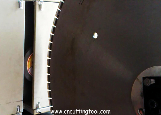 Enclosed automatic circular diamond saw blade segment teeth sharpening and grinding machine