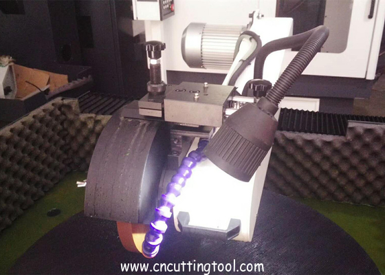 Automatic control rotating table taper saw blade polishing machine