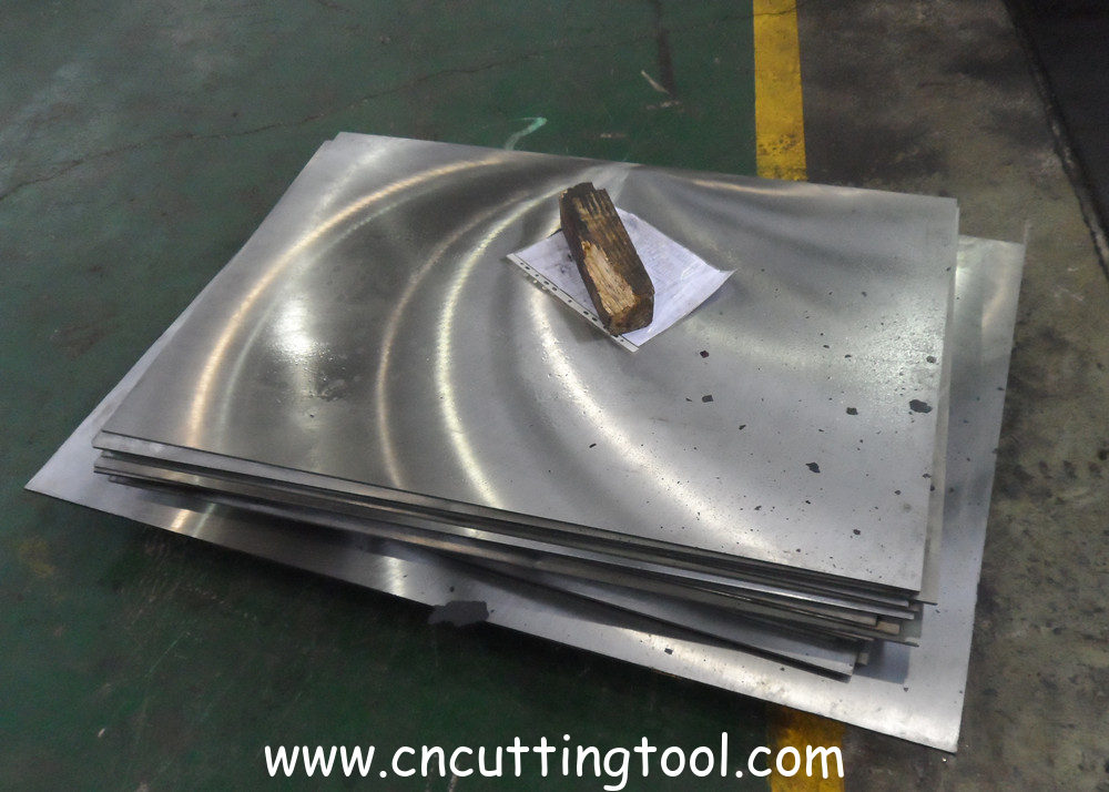 High strength and durable die cutting plate for die cutting paper and board